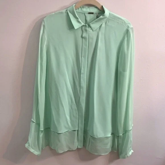 Tahari Silk Blouse - Picture 1 of 5